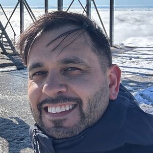 Meet your Posher, Aaron